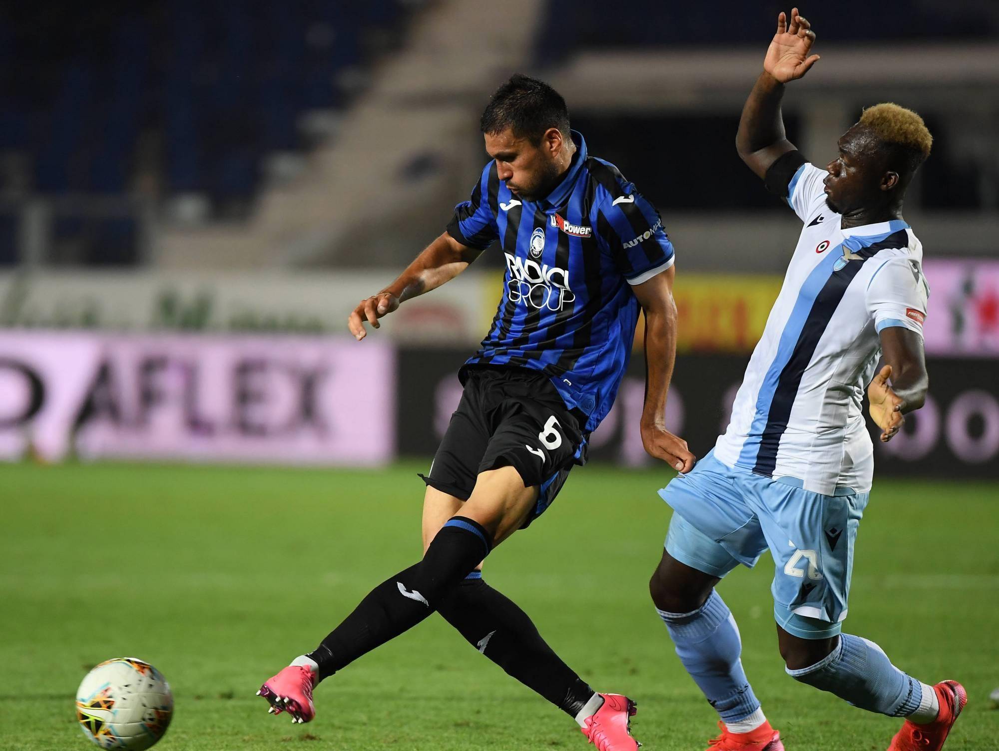 特别是在比 特别是在比