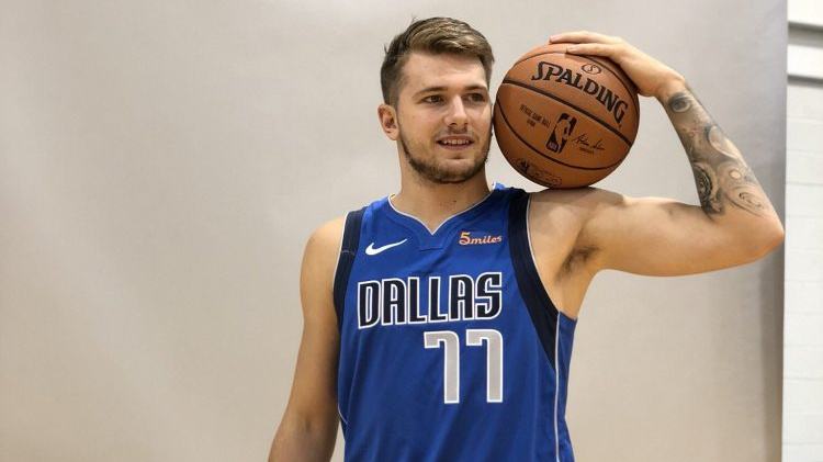 随着母公司 随着母公司